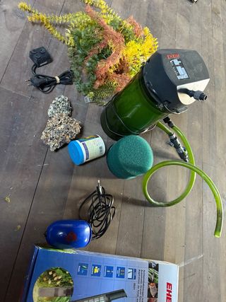 Acuario 200L con accesorios