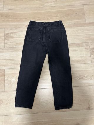 Pantalones vaqueros negros Bershka