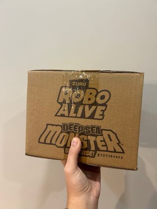 Robô Alive Deep Sea Monster Surpresa