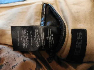 Cazadora de cuero IKKS