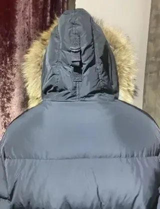 Plumón holgado con capucha con pelo de Dsquared2