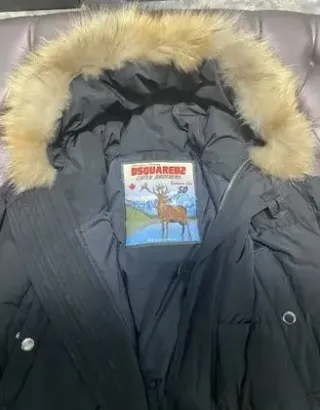 Plumón holgado con capucha con pelo de Dsquared2