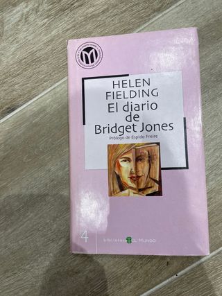 Lote tres libros, temática “chicas”