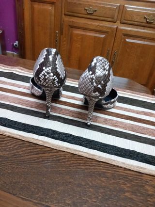 Zapatos tacón MNG animal print T39