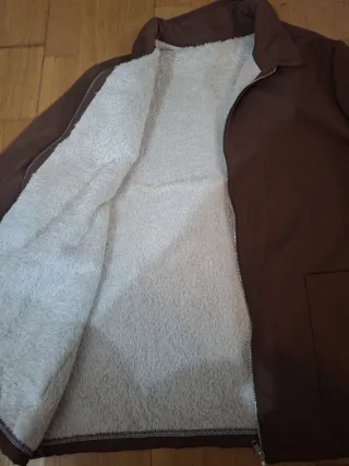 Chaqueta ligera marrón
