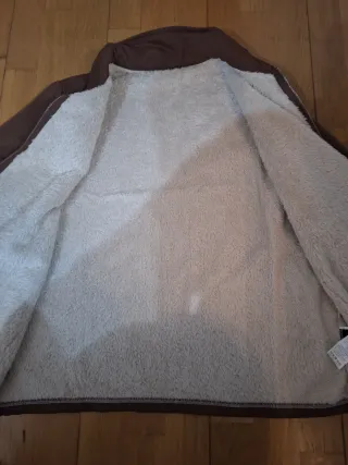 Chaqueta ligera marrón