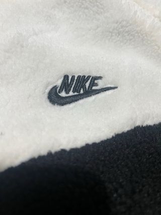 Chaqueta Nike reversible