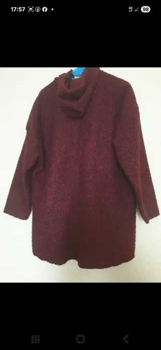 Abrigo burdeos