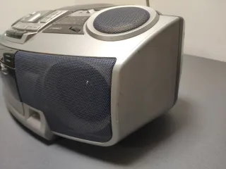 Radio Cassette Boombox Aiwa CSD-ES577 años 90