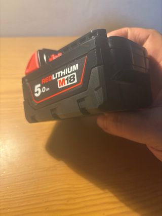 Batería MILWAUKEE RED LITHIUM 5.0Ah M18