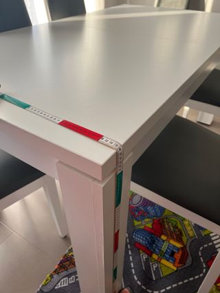 Mesa de comedor blanca extensible