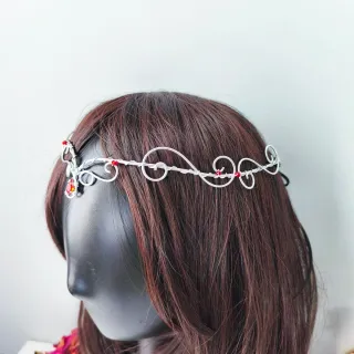 Diadema élfica plata con detalles rojos