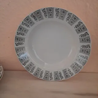 3 platos antiguos vargas medidas 22,5 cm segovia