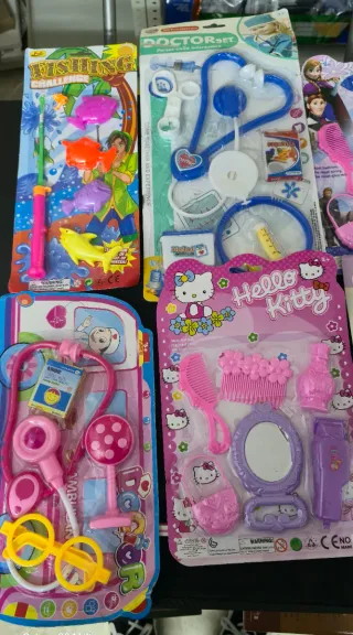 Lote di vari giocattoli.