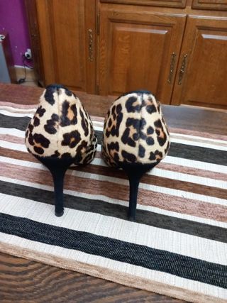 Zapatos Zara Piel Animal Print Talla 38