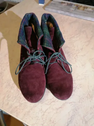 Scarponcini donna pelle scamosciata