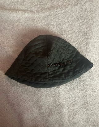 Gorro acolchado verde