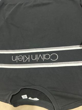 Jersey Calvin Klein Negro Gris