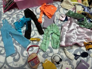 Set di abbigliamento per bambola Barbie