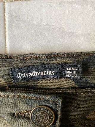 Falda militar Stradivarius