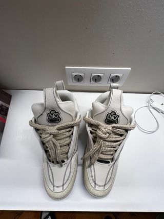 Louis Vuitton Skate Beige/Blanco