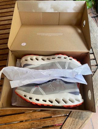 Zapatillas A ESTRENAR - On Cloudsurfer Trail Gr