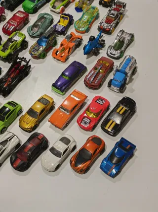 Lote 51 Hot Wheels