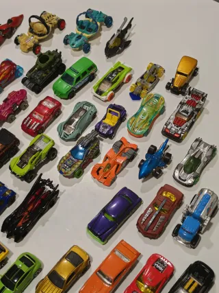 Lote 51 Hot Wheels