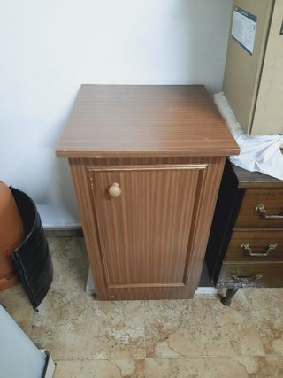 Estanterías, mesas, muebles...ESCUCHO OFERTAS