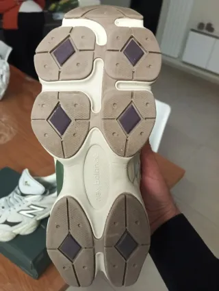 New Balance 9060 Grigio Bianco