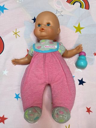 Lote Nenuco: 2 muñecos, capazo y bolso