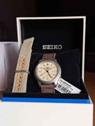 Reloj Seiko 5 Militar Beige SNK803