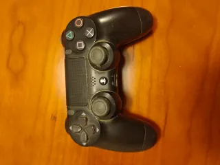 Controller PS4 (PlayStation 4) rotto