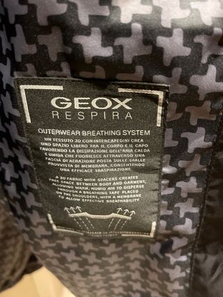 Abrigo Geox Negro Mujer talla 42