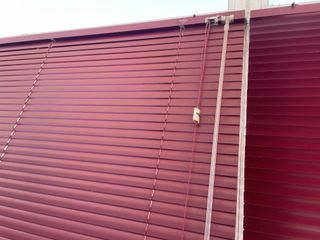 Tre persiane rosse 150x150cm