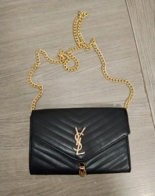 Bolso no es de marca