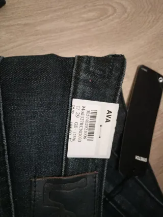 Pantalón Lee Talle 29