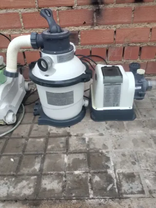 Filtro y Bomba Piscina Intex
