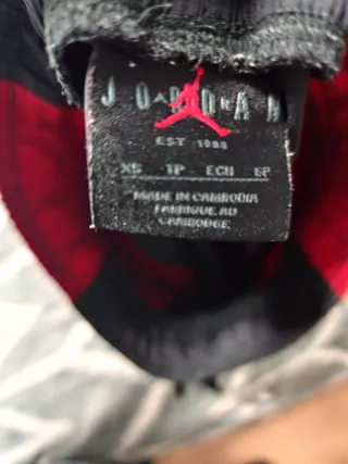 Pantalón corto Jordan Rojo y Negro