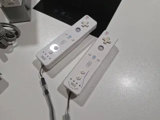 Nintendo Wii Bianca con controller