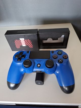 PS4 SLIM / PACCHETTO COMPLETO / SCATOLA / COMANDO / GIOCHI