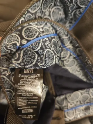 Traje de tres piezas DR&N – Talla 48 – Como nuevo