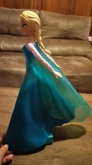 Elsa Patinadora Interactiva con Mando