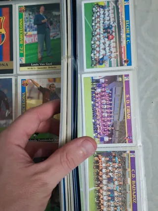 Álbum cromos fútbol 98/99 y 2005