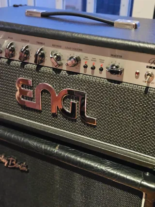 Engl Rockmaster 40 Amplificador Guitarra