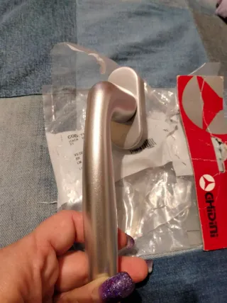 Maniglia per finestre Ghidini