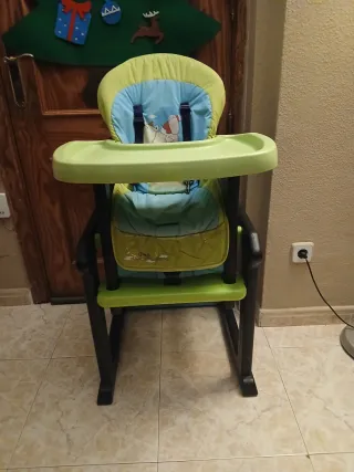 Trona infantil verde y azul