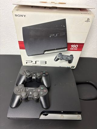 PlayStation 3 160GB con 2 controller e 10 giochi