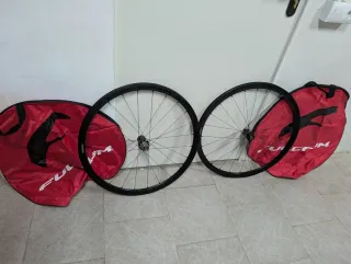 Ruote stradali Fulcrum Racing 400DB per disco