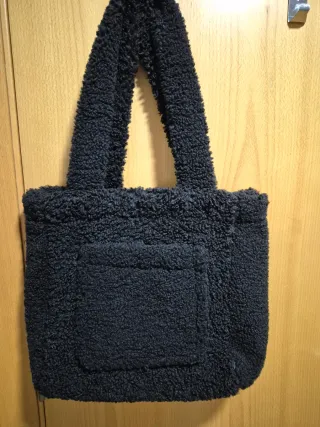 Bolso de Hombro Borrego Negro